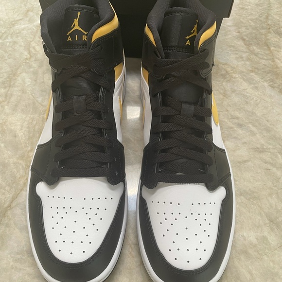 Nike Air Jordan 1 mid se - Picture 14 of 14